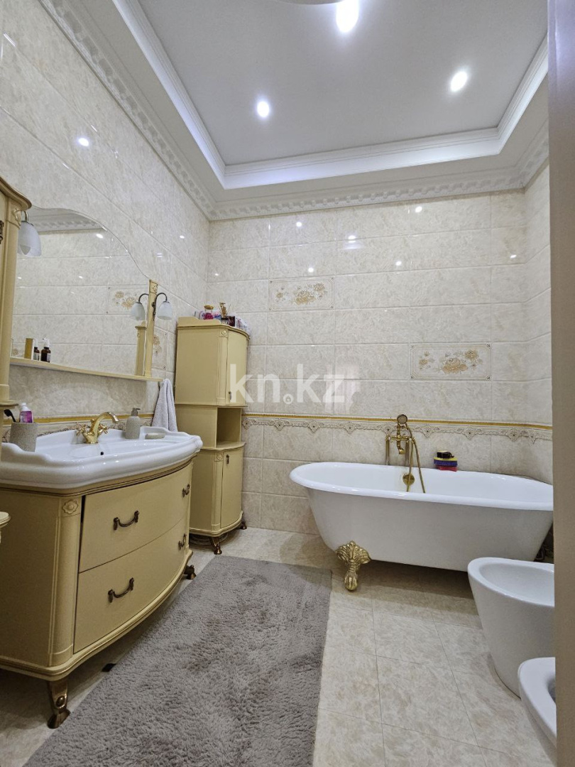Продажа 9-комнатного дома, 1450 м², ул. Бейсеуова в Алматы - фото 12