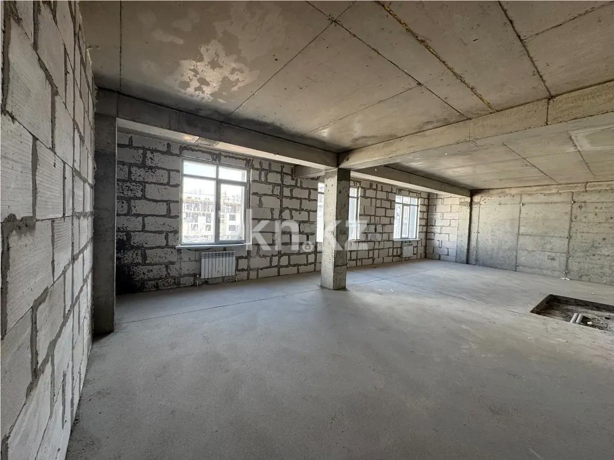 Продажа 2-комнатной квартиры, 65 м², 20 мкр., дом  37 в Алматы - фото 2