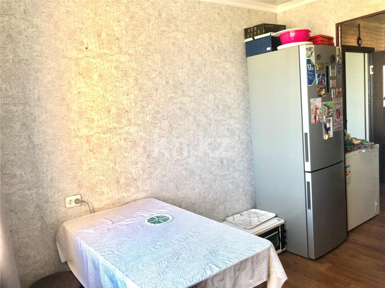 Продажа 2-комнатной квартиры, 52 м², мкр-н 15 в Караганде - фото 6