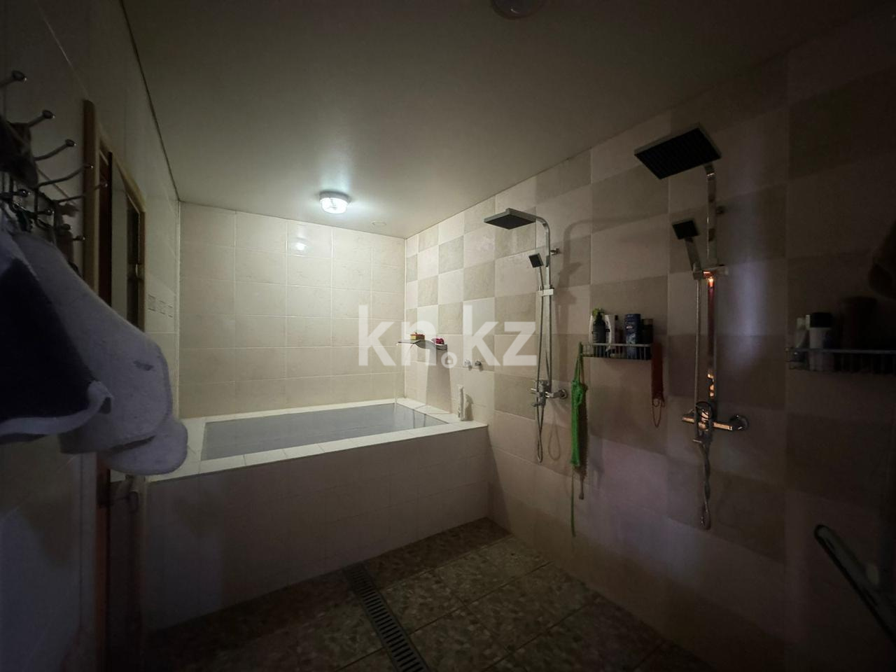 Продажа 4-комнатного дома, 400 м², ул. Абая в Темиртау - фото 14