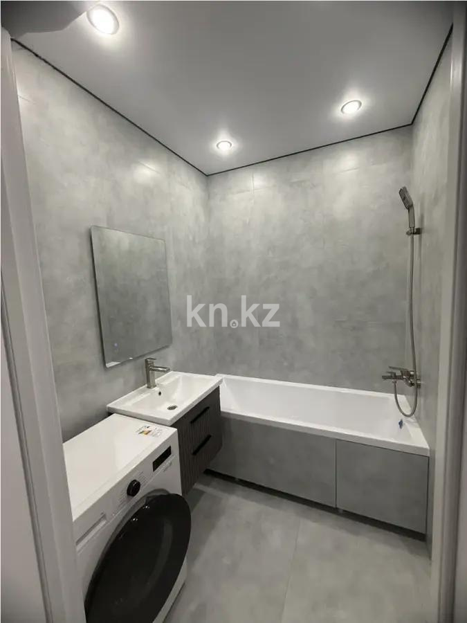 Продажа 1-комнатной квартиры, 42 м², ул. Нарикбаева, дом  8 в Астане - фото 3