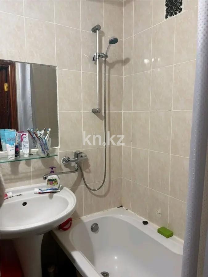 Продажа 3-комнатной квартиры, 58 м², мкр-н Коктем-3, дом  6 в Алматы - фото 5