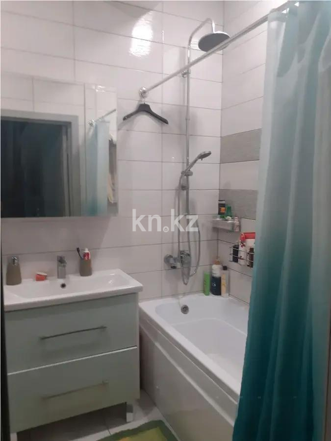 Продажа 4-комнатной квартиры, 97.7 м², мкр. Аксай-1, дом  11/7 в Алматы - фото 5