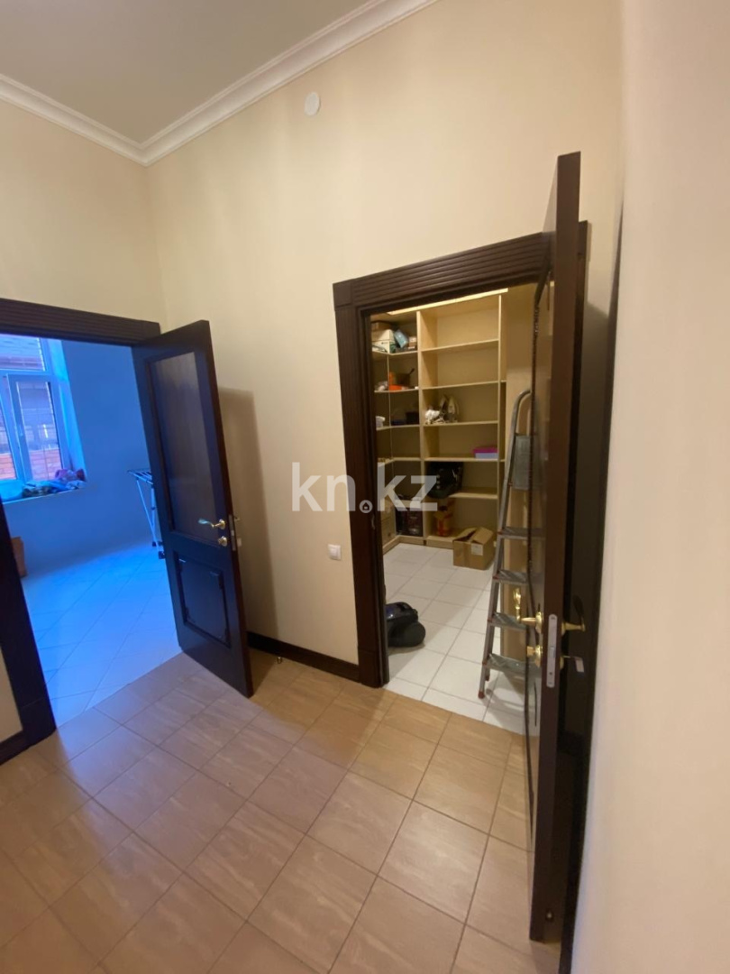 Аренда 10-комнатного дома, 600 м² в Астане - фото 20