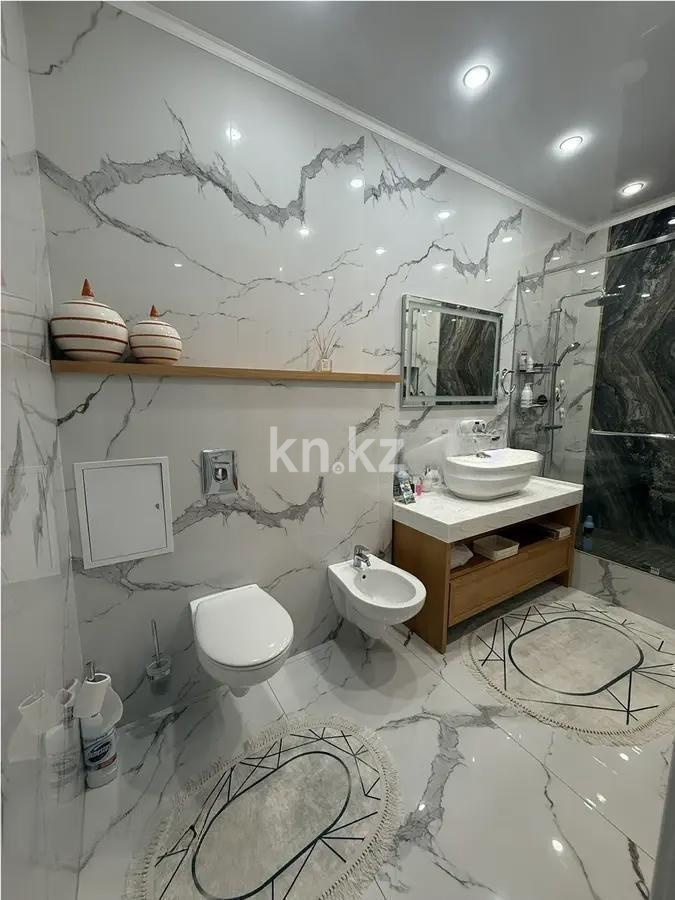 Продажа 5-комнатной квартиры, 198 м² в Астане - фото 3