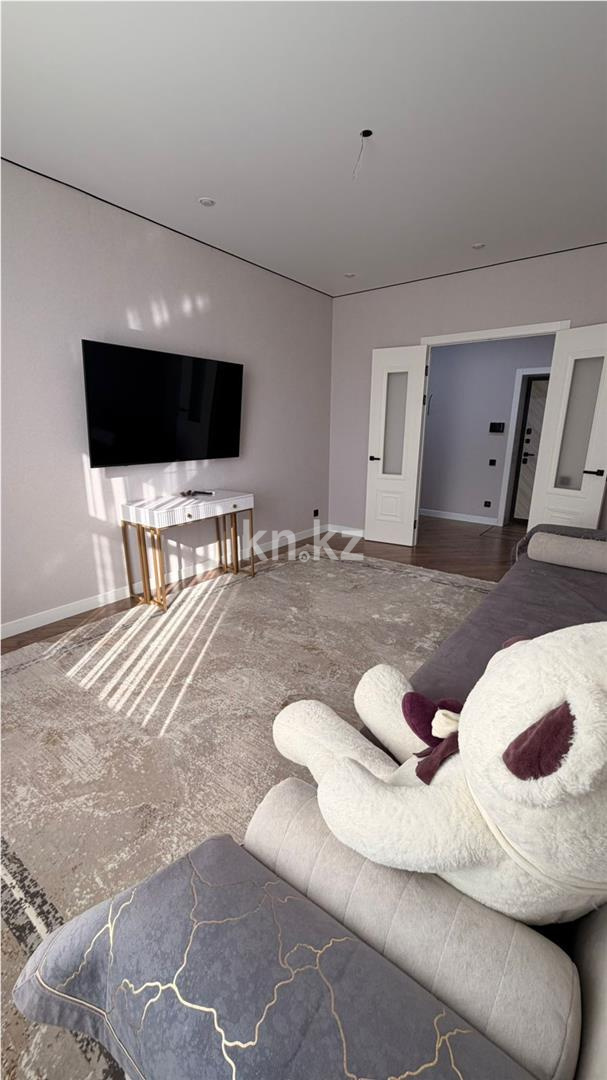 Продажа 2-комнатной квартиры, 64 м² в Караганде