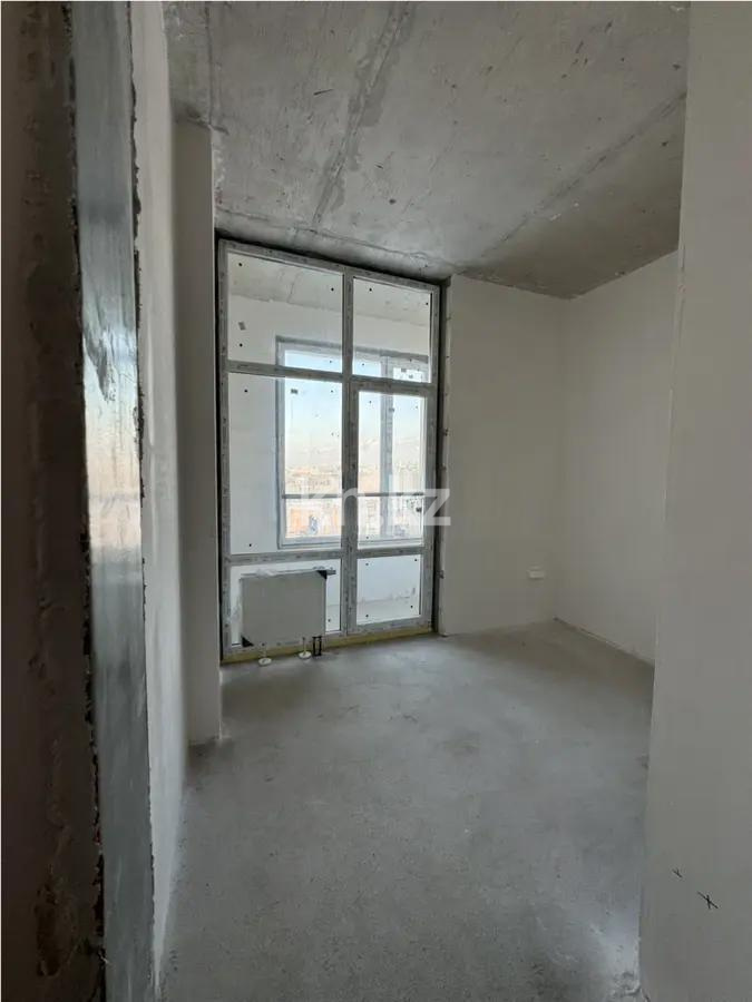 Продажа 1-комнатной квартиры, 38 м², ул. Толе би, дом  290/1 в Алматы