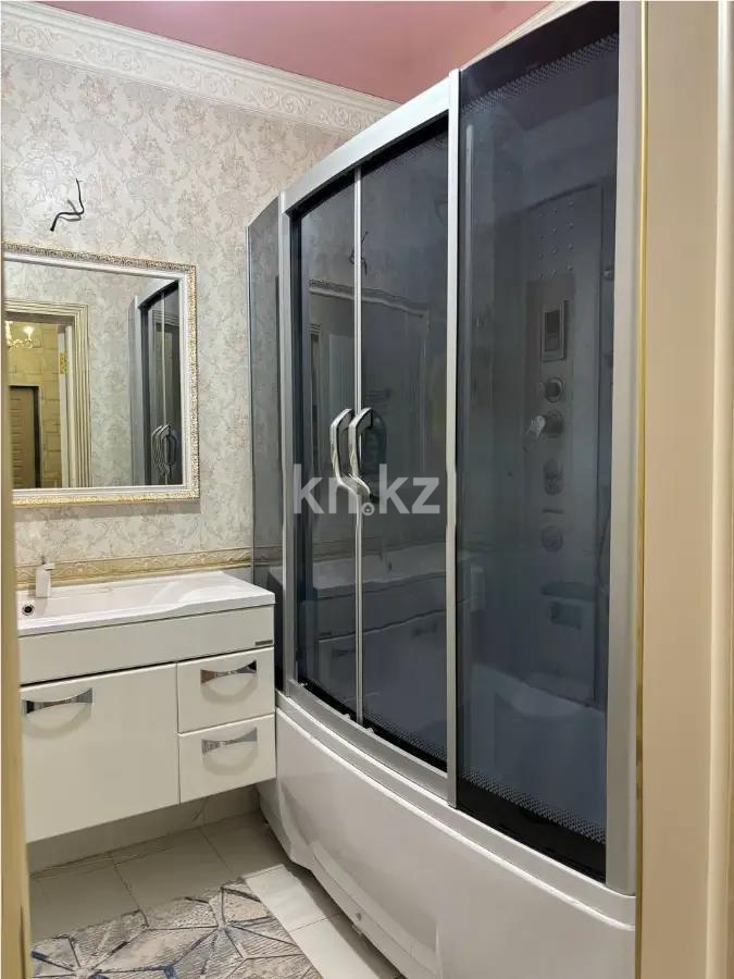 Продажа 2-комнатной квартиры, 70 м², ул. Нажимеденова, дом  54 в Астане - фото 5