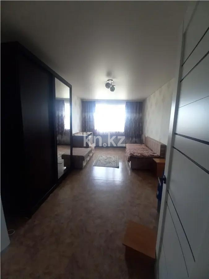 Продажа 2-комнатной квартиры, 47 м², 2 кв-л, дом  24 в Караганде - фото 2