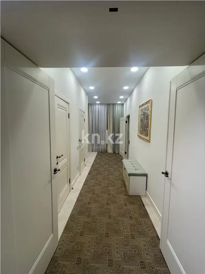 Продажа 3-комнатной квартиры, 132 м², мкр. Степной-3, дом  2/3 в Караганде - фото 7