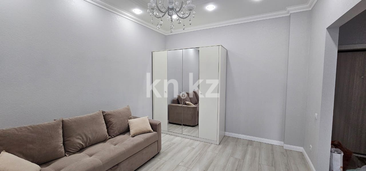 Аренда 1-комнатной квартиры, 41 м² в Астане