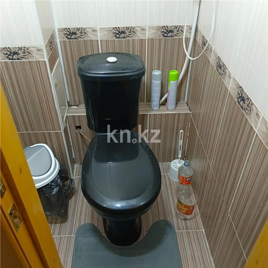 Продажа 1-комнатной квартиры, 41 м², мкр. Голубые Пруды в Караганде - фото 8