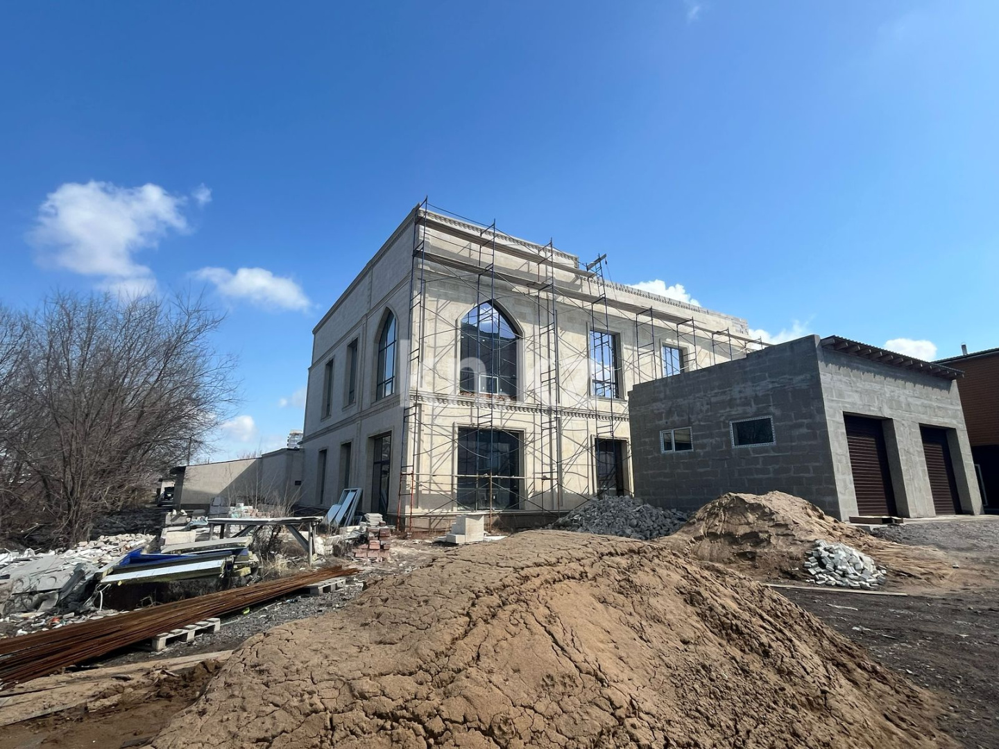 Аренда , 1000 м², 138 учетный квартал в Караганде