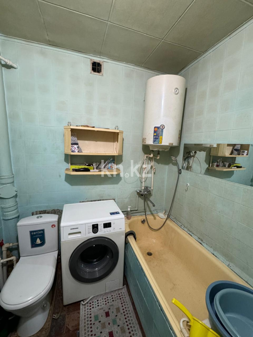 Продажа 1-комнатной квартиры, 35 м², мкр-н 18 в Караганде - фото 6