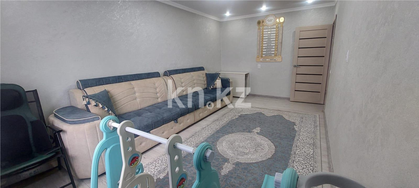 Продажа 4-комнатной квартиры, 78 м², 1 кв-л в Караганде - фото 2