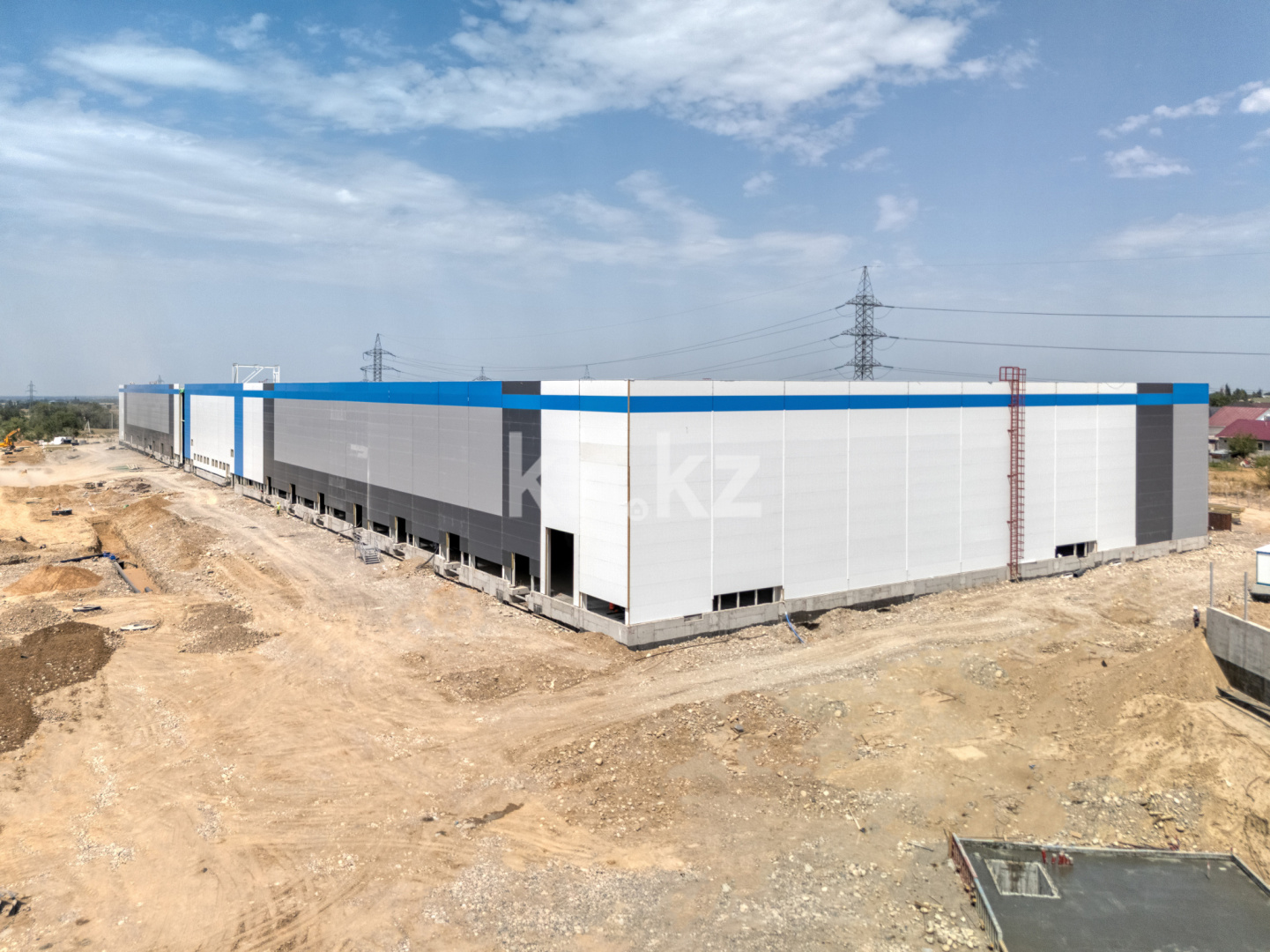 Аренда , 1568 м², Кульджинский тракт, дом  200 в Алматы - фото 2