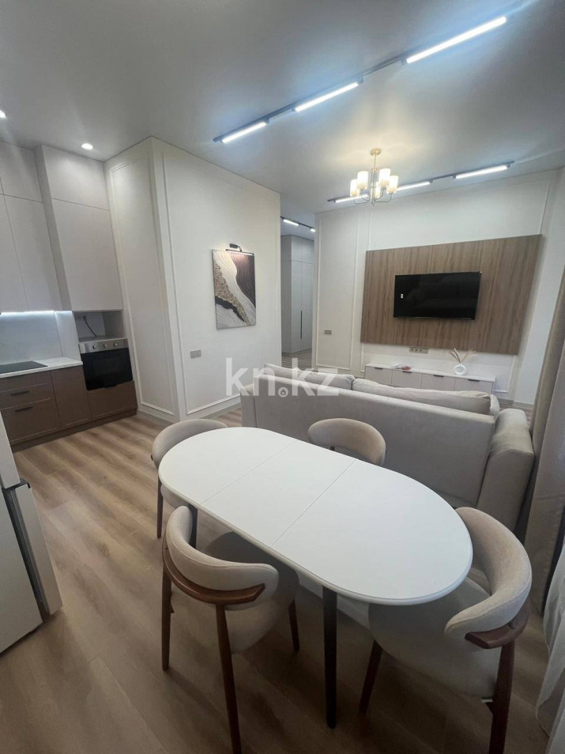 Аренда 3-комнатной квартиры, 76 м² в Астане