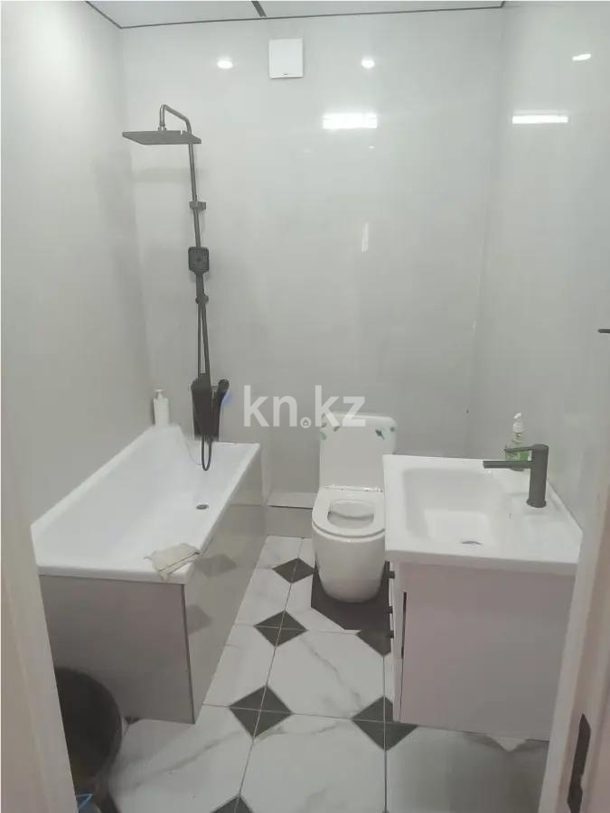 Продажа 3-комнатной квартиры, 61.5 м² в Астане - фото 2