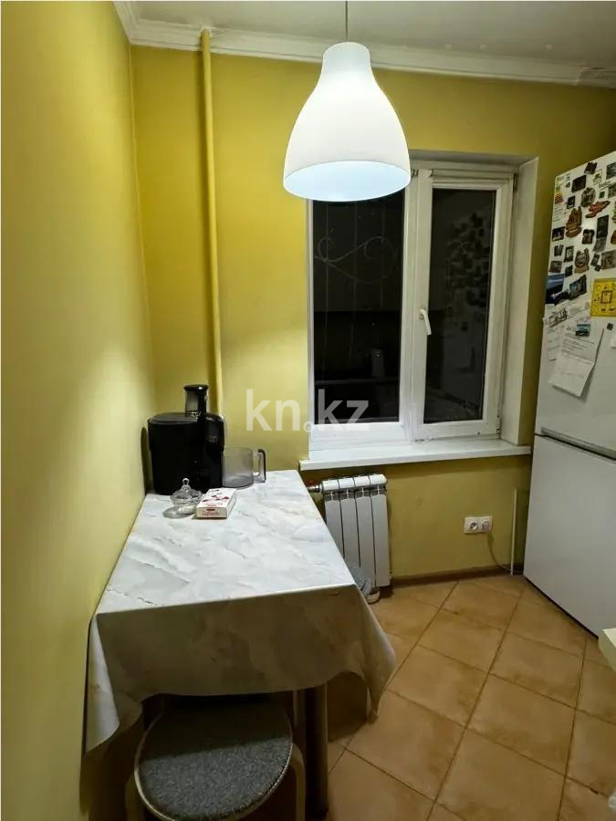 Продажа 3-комнатной квартиры, 59 м², ул. Жумалиева, дом  156 в Алматы - фото 3