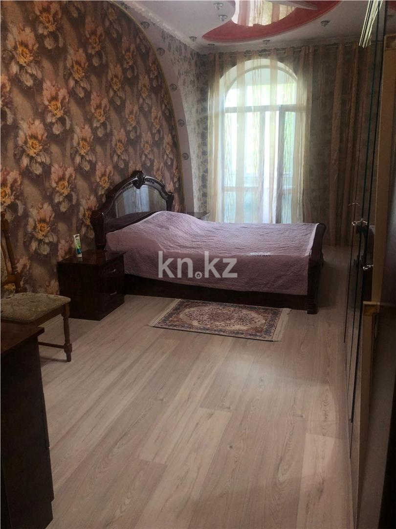 Продажа 3-комнатной квартиры, 92 м², ул. Магнитогорская, дом  36 в Караганде - фото 7