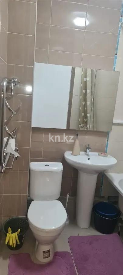 Продажа 1-комнатной квартиры, 40 м², ул. Толе би, дом  201 в Алматы - фото 3