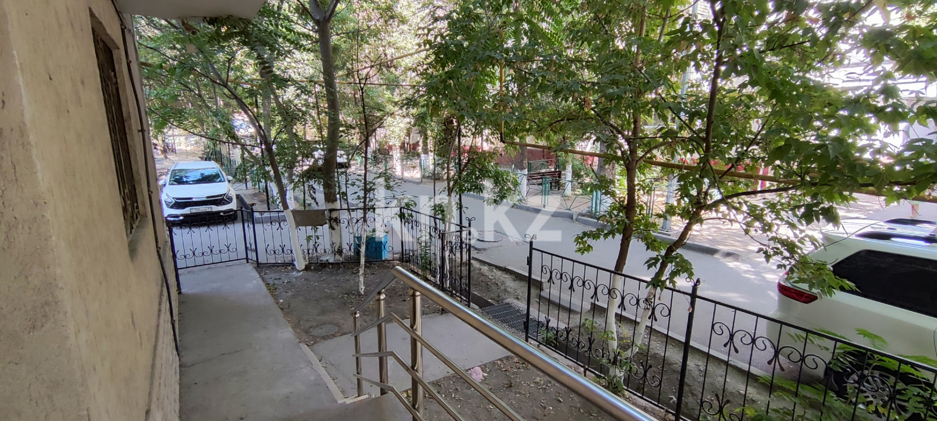 Продажа 3-комнатной квартиры, 82.4 м², пр. Республики, дом  40а в Шымкенте - фото 2