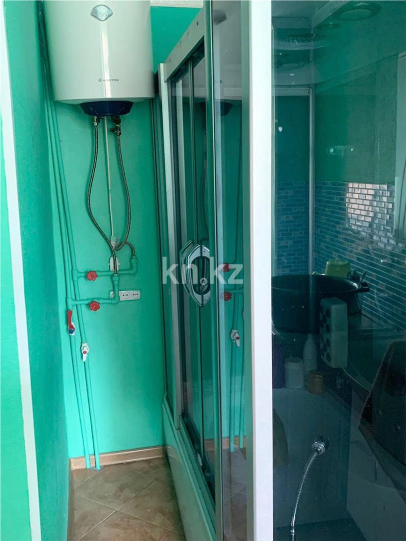 Продажа 3-комнатной квартиры, 69 м², ул. Карбышева, дом  12 в Караганде - фото 10