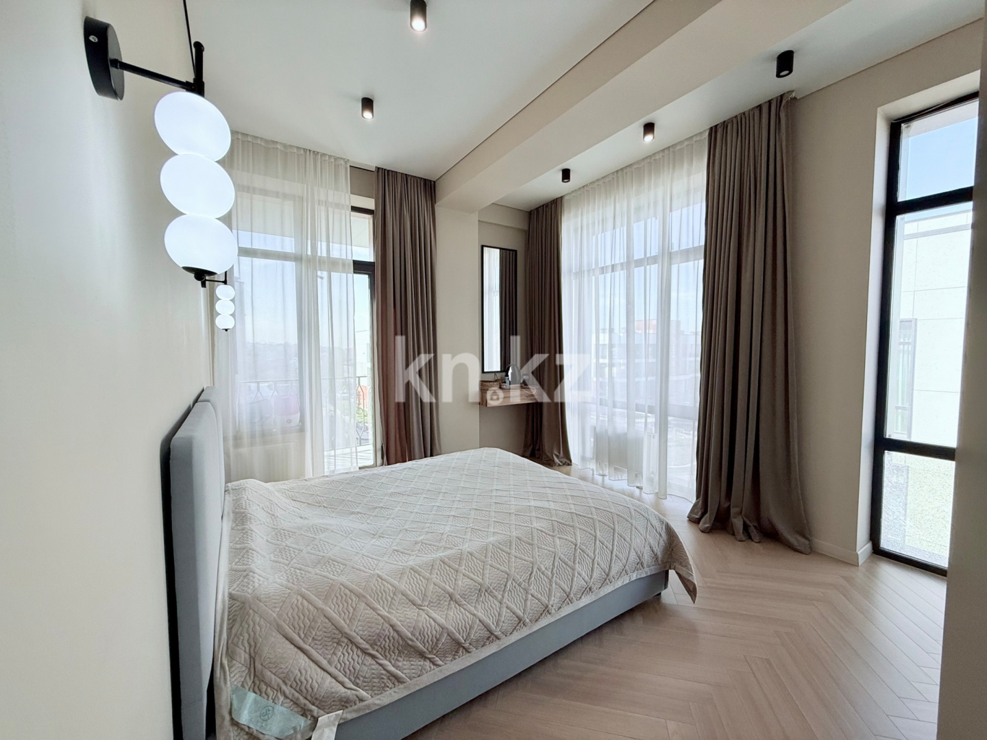 Продажа 3-комнатной квартиры, 93 м² в Алматы - фото 9