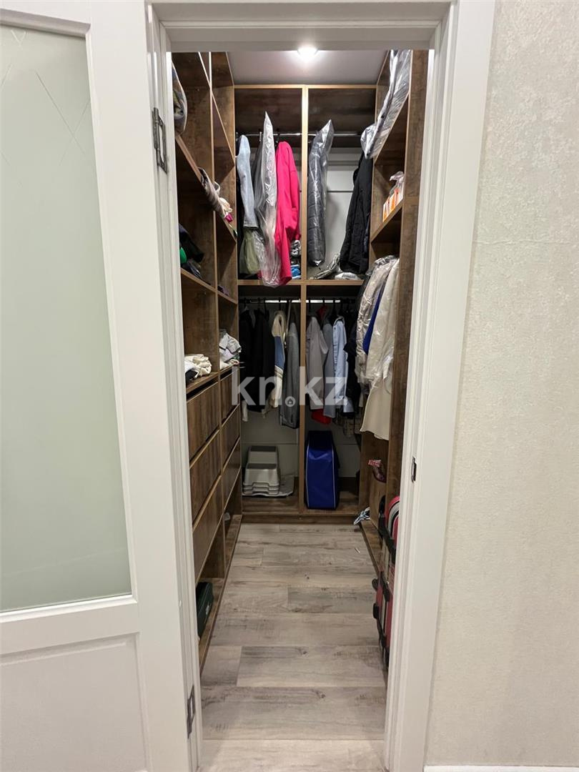 Продажа 3-комнатной квартиры, 89 м², ул. Букетова в Караганде - фото 9