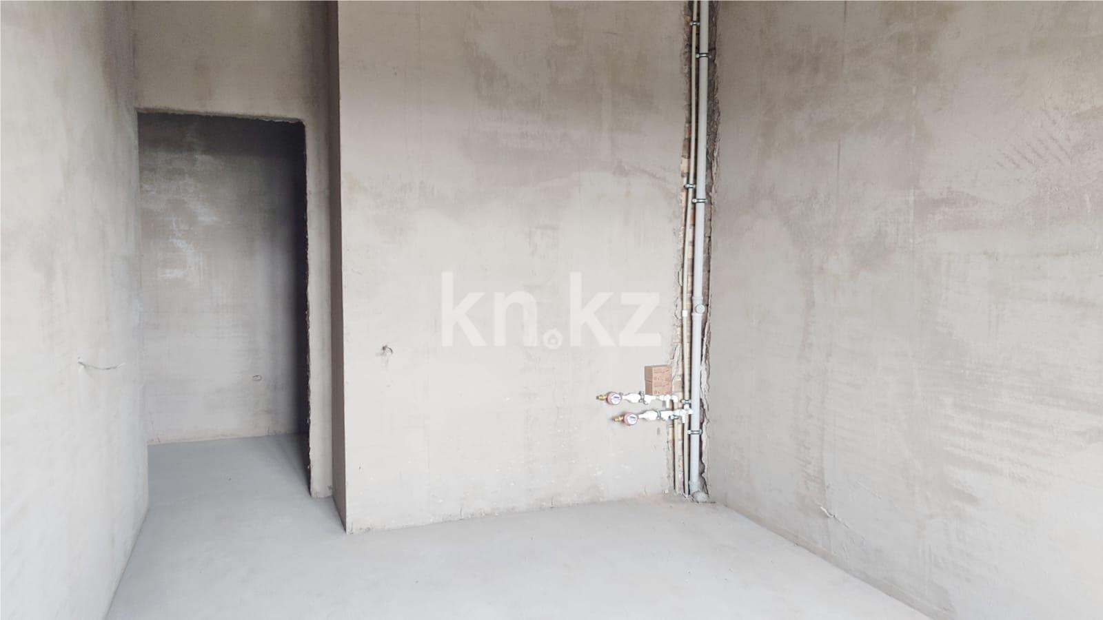 Продажа 2-комнатной квартиры, 70 м², ул. Кулкыбаева, дом  13 в Караганде - фото 14