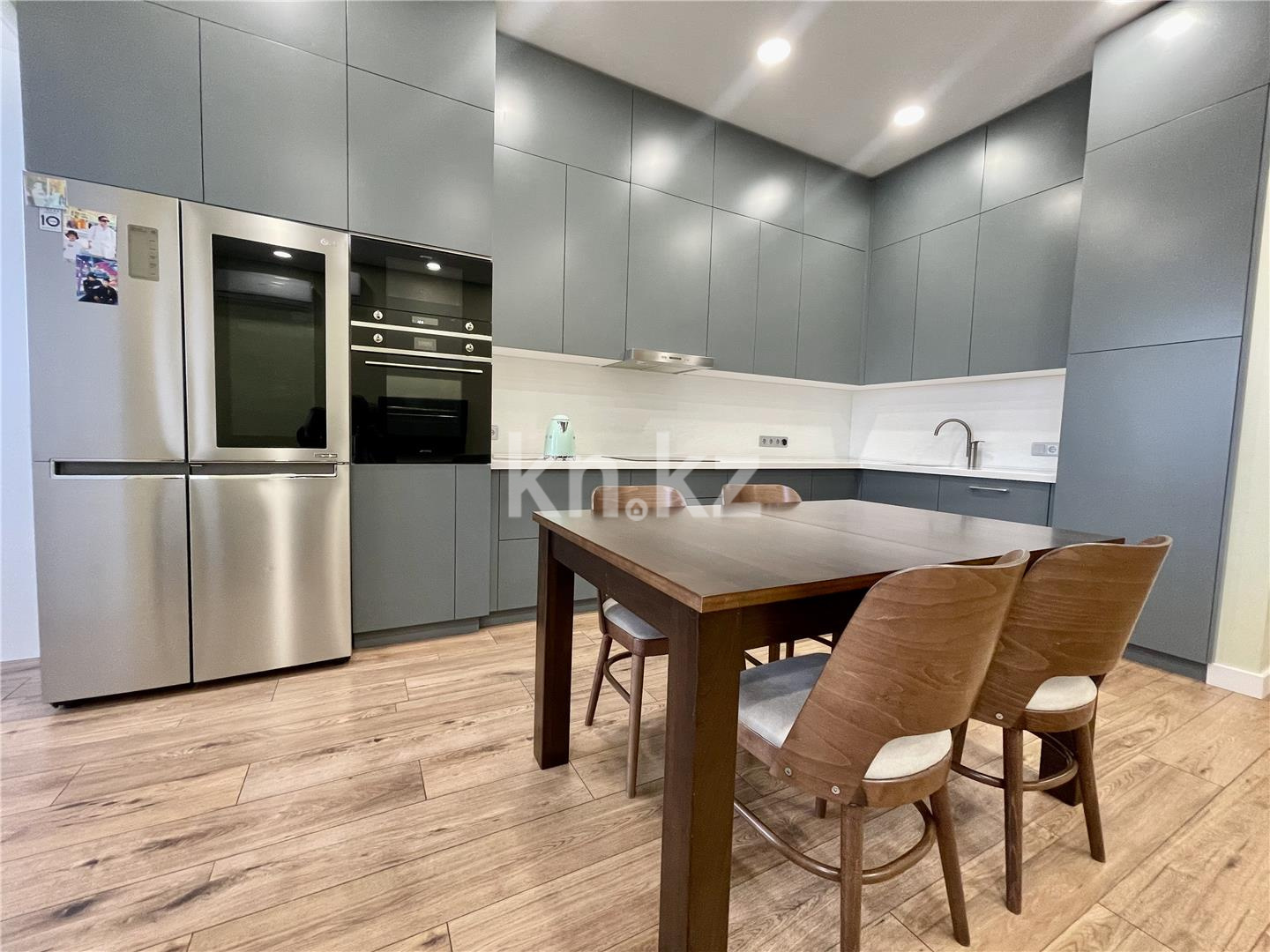 Продажа 3-комнатной квартиры, 82 м², мкр. Гульдер-1, дом  1/4 в Караганде - фото 3