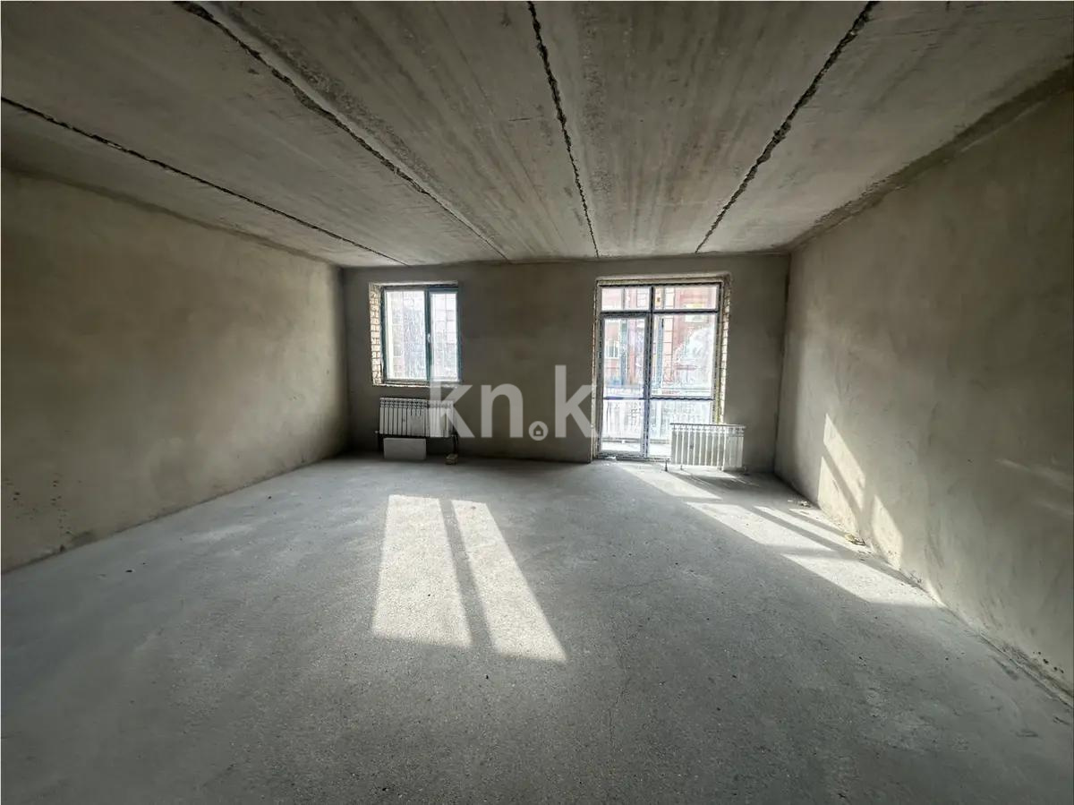 Продажа 3-комнатной квартиры, 84 м², ул. Муканова, дом  51 стр в Караганде