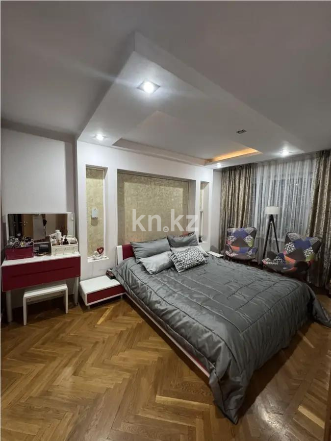 Продажа 4-комнатной квартиры, 74 м², ул. Маметовой, дом  72 в Алматы - фото 2