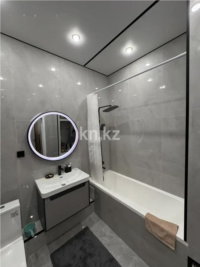 Продажа 2-комнатной квартиры, 72 м², пр. Райымбека, дом  348/1 в Алматы - фото 3