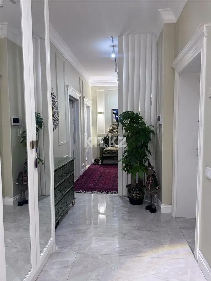 Продажа 5-комнатной квартиры, 150 м² в Астане