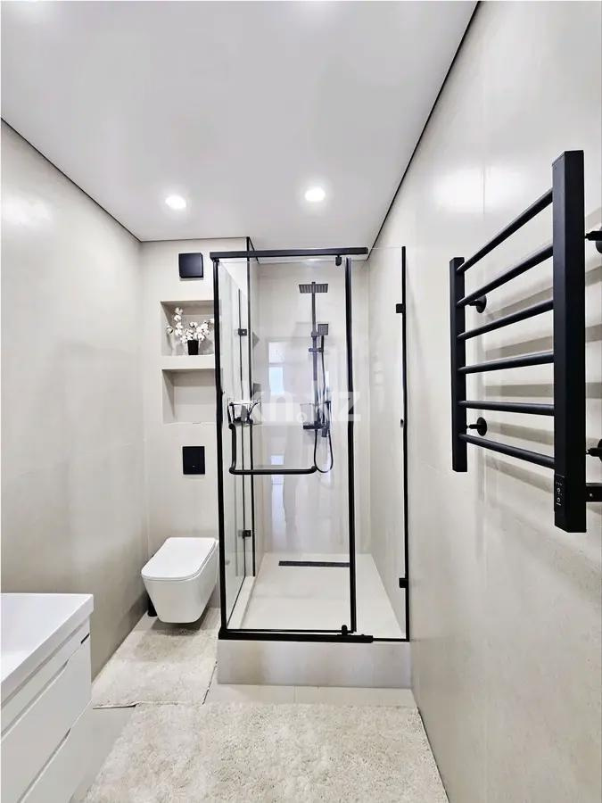 Продажа 3-комнатной квартиры, 68 м², ул. Толе би, дом  285/8 в Алматы - фото 5