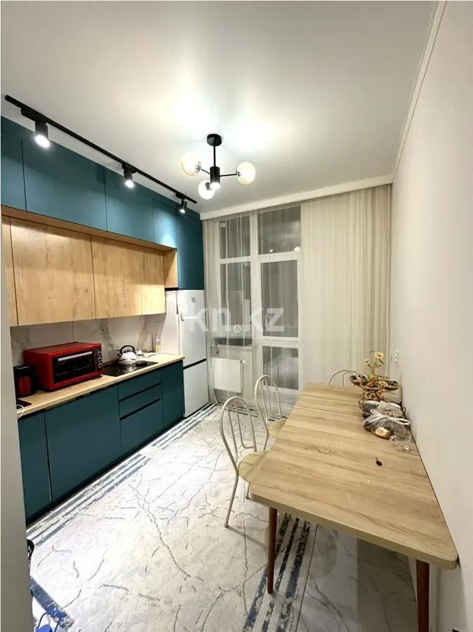 Продажа 1-комнатной квартиры, 38 м², ул. Нажимеденова, дом  21/1 в Астане - фото 2