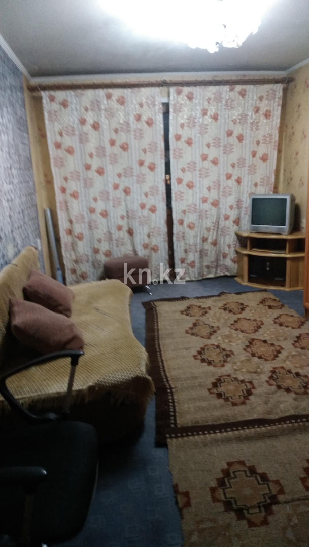 Продажа 1-комнатной квартиры, 33 м², мкр-н 10а, дом  8 - ул. Шаляпина в Алматы