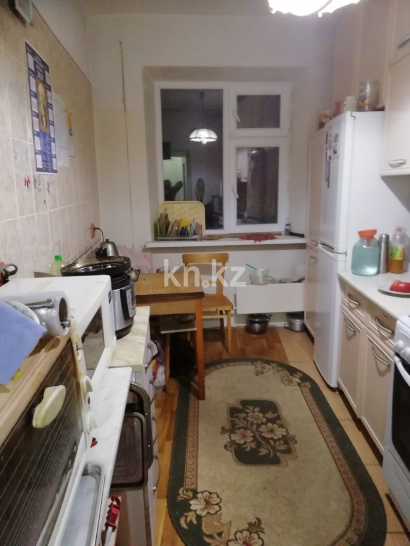 Продажа 4-комнатной квартиры, 80 м², Толе би, дом  100 в Таразе - фото 3