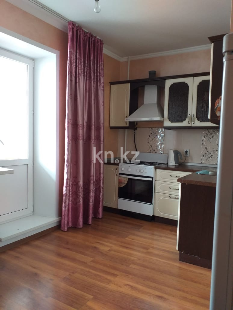 Аренда 2-комнатной квартиры, 70 м² в Астане