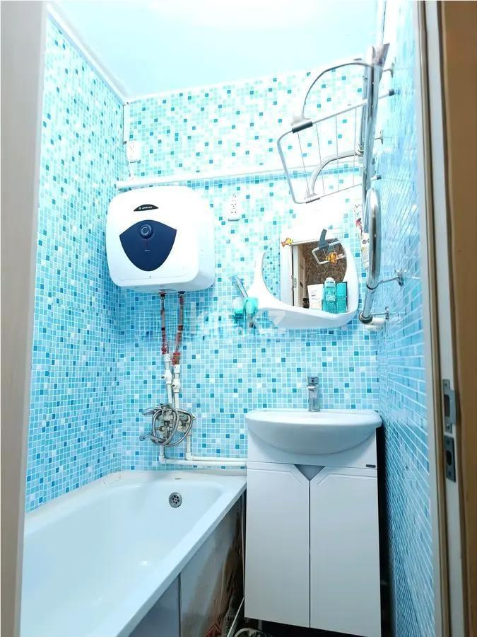 Продажа 2-комнатной квартиры, 46 м², мкр-н 13, дом  8 в Караганде - фото 4