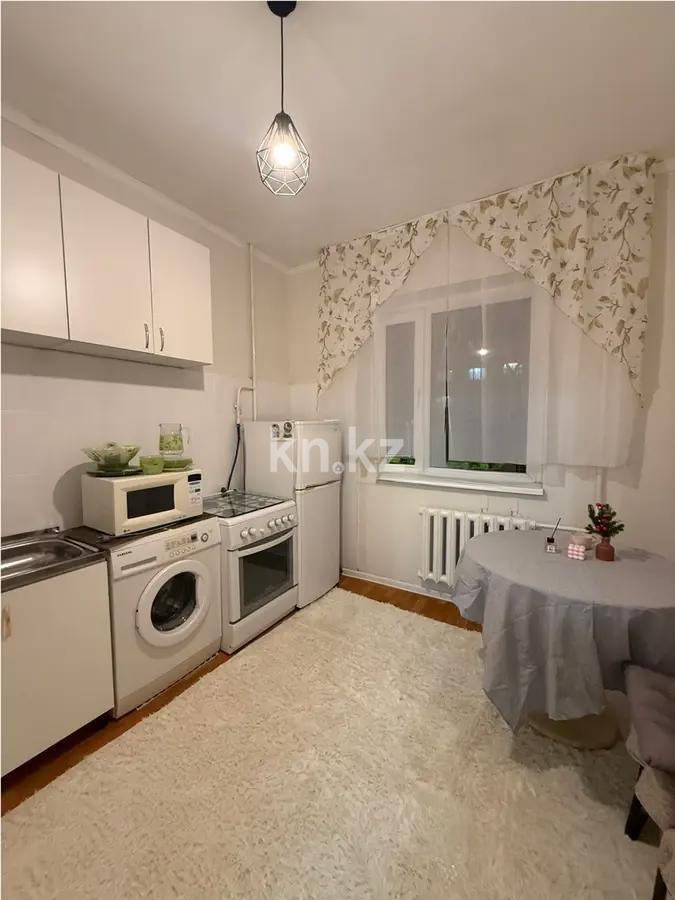 Продажа 1-комнатной квартиры, 40 м², 10 мкр., дом  2А в Алматы - фото 2