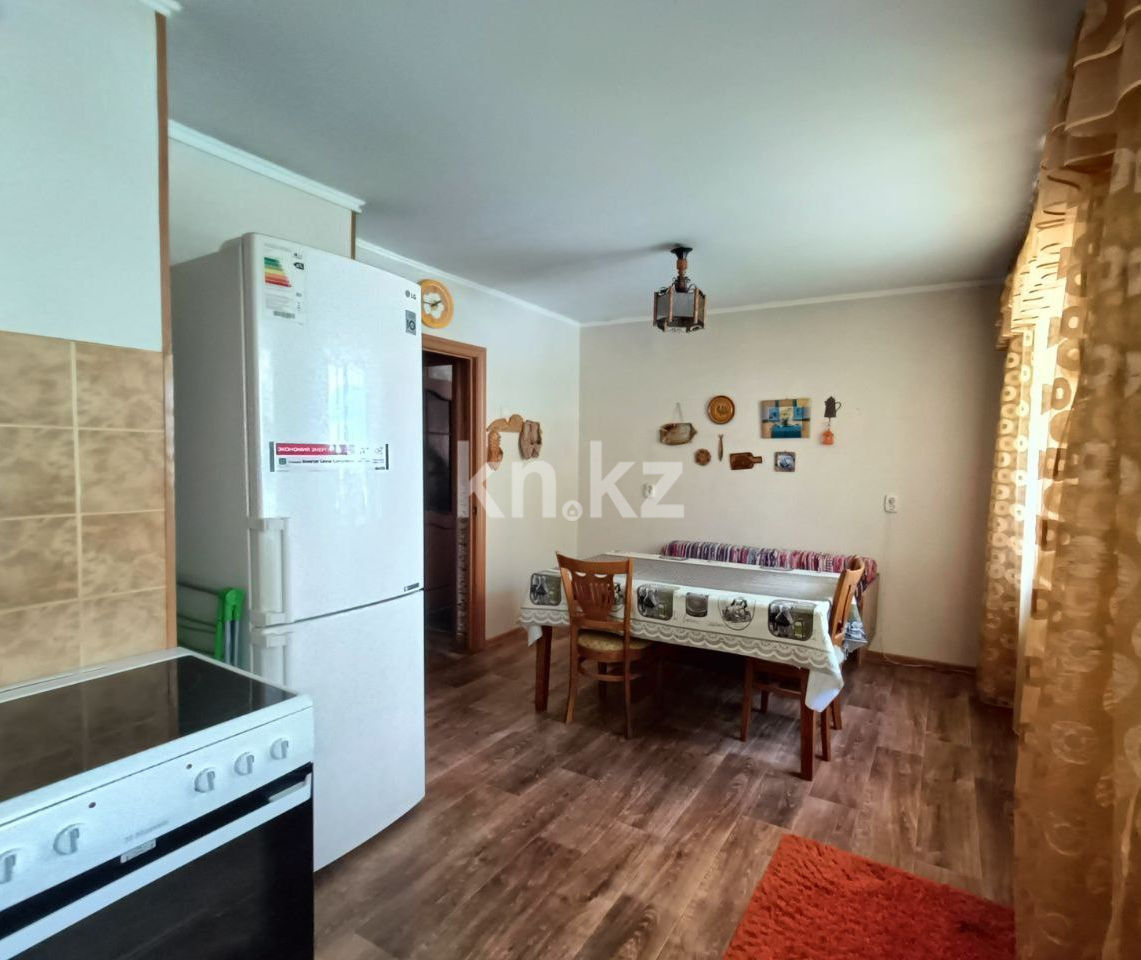 Продажа 3-комнатной квартиры, 63.5 м², пр. Ауэзова, дом  6 в Усть-Каменогорске - фото 6