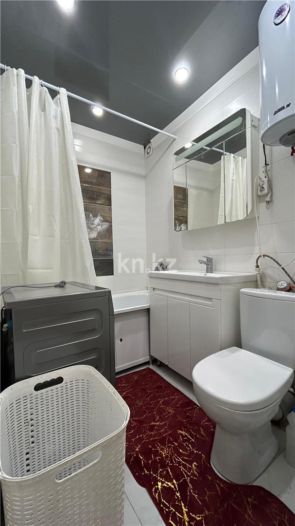 Продажа 2-комнатной квартиры, 45 м², ул. Язева в Караганде - фото 9