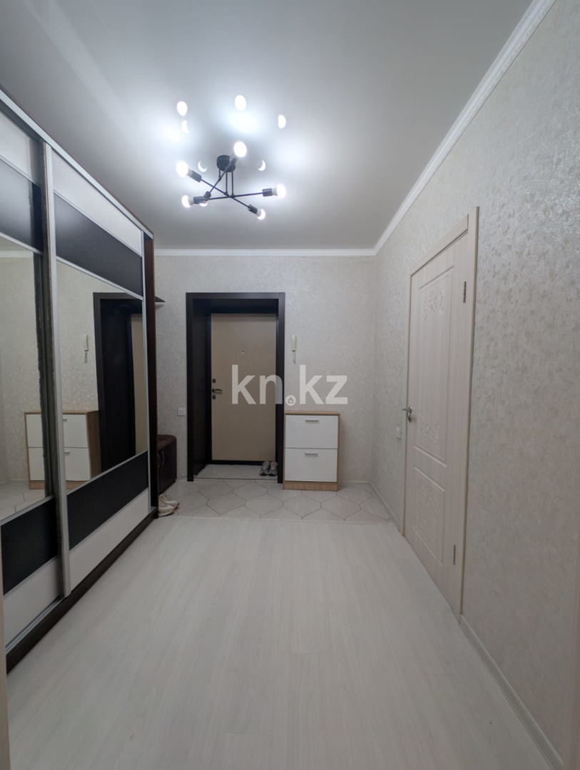 Продажа 2-комнатной квартиры, 60.7 м² в Уральске - фото 16