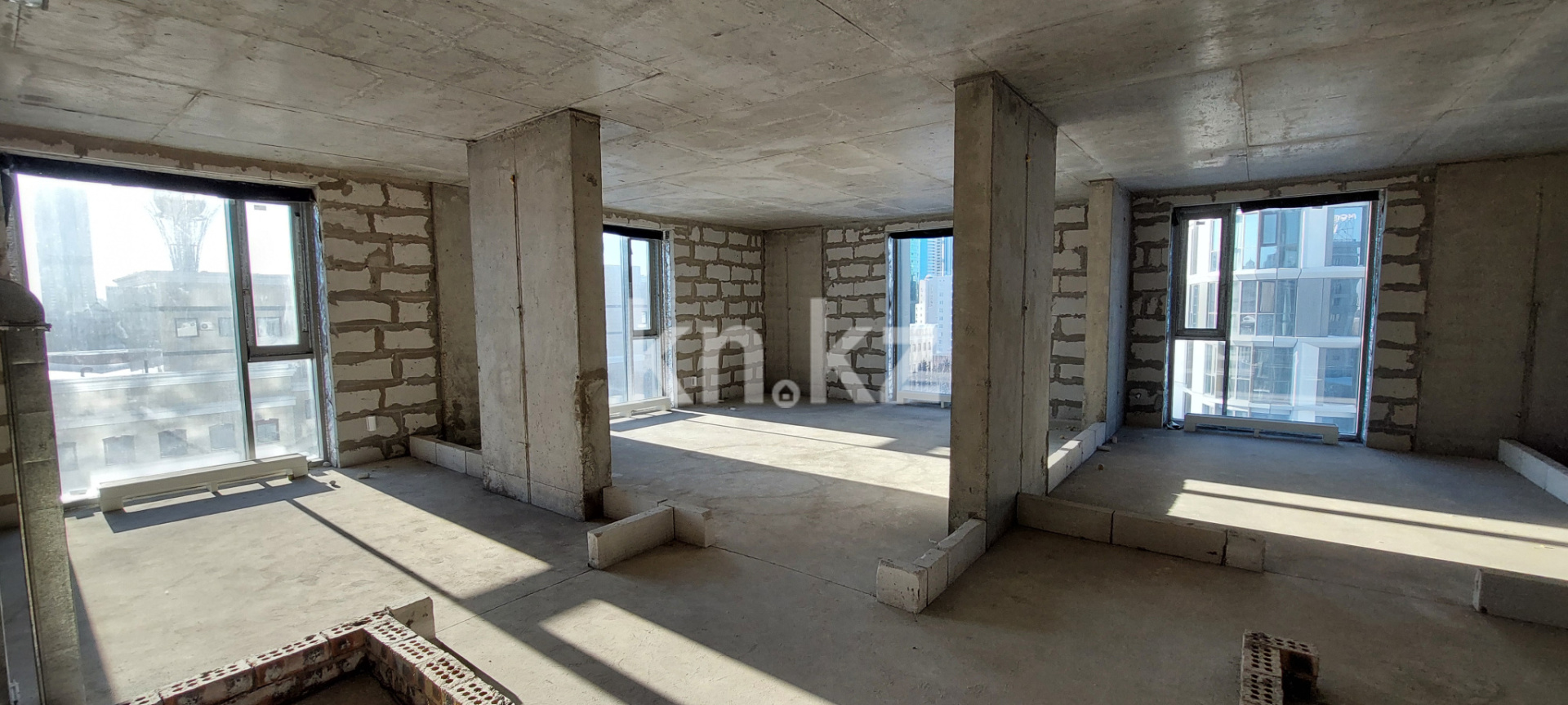 Продажа 4-комнатной квартиры, 157 м² в Астане - фото 11