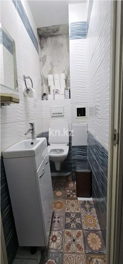 Продажа 3-комнатной квартиры, 63 м², мкр-н 4, дом  23 в Алматы - фото 6