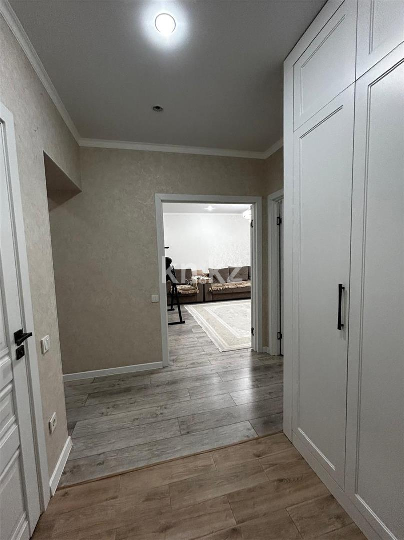 Продажа 3-комнатной квартиры, 94 м², ул. Муканова в Караганде - фото 13