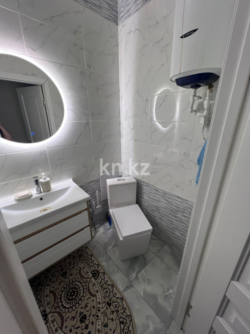 Продажа 3-комнатной квартиры, 74.7 м², ул. Дюсембекова, дом  44/2 в Караганде - фото 10