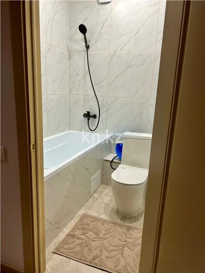 Продажа 3-комнатной квартиры, 78 м², ул. Азербаева, дом  20 в Астане - фото 5